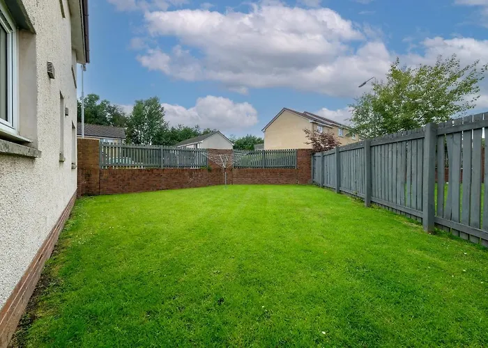 Pure Apartments Commuter- Dunfermline South